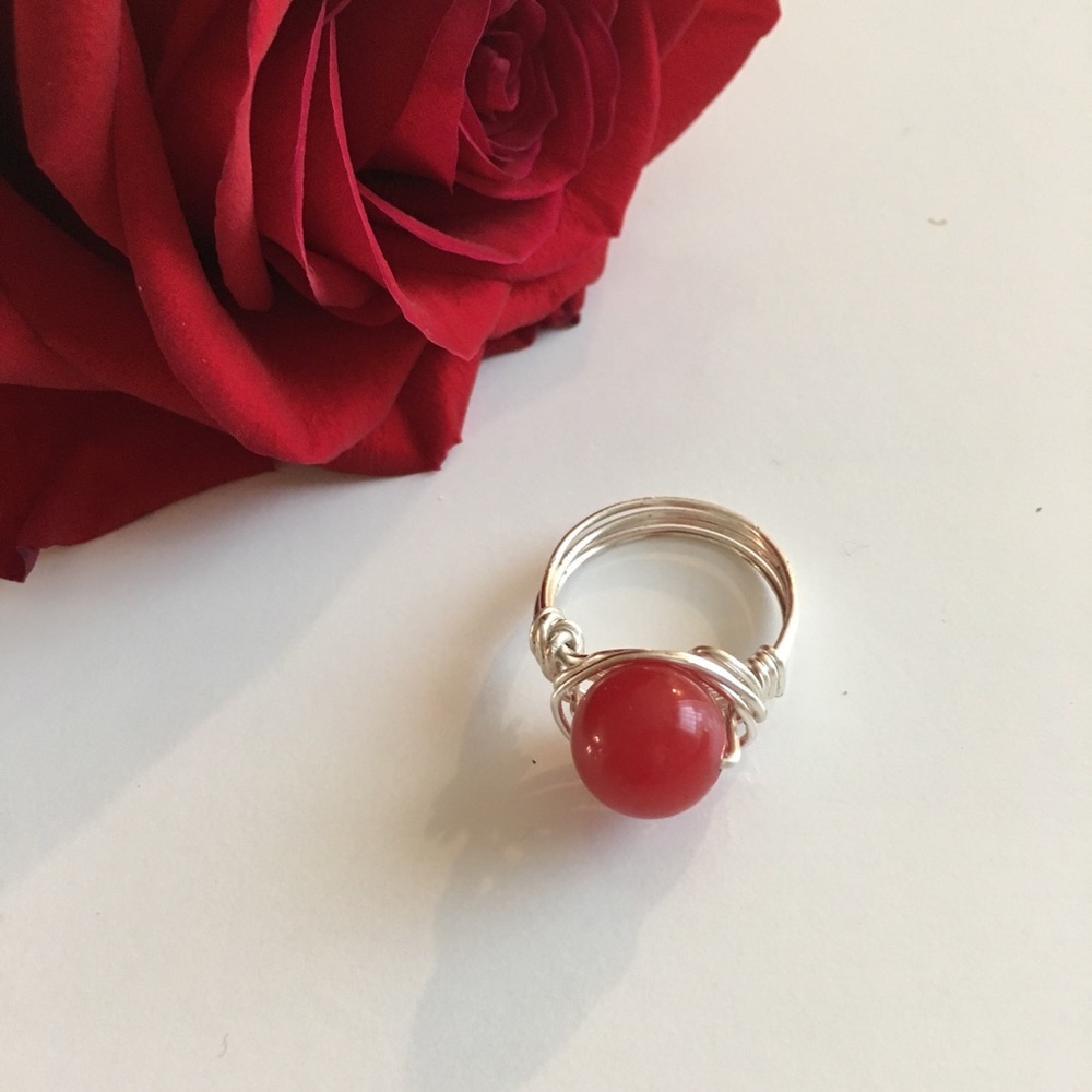 Red Jade wire wrapped ring.🆕🆒